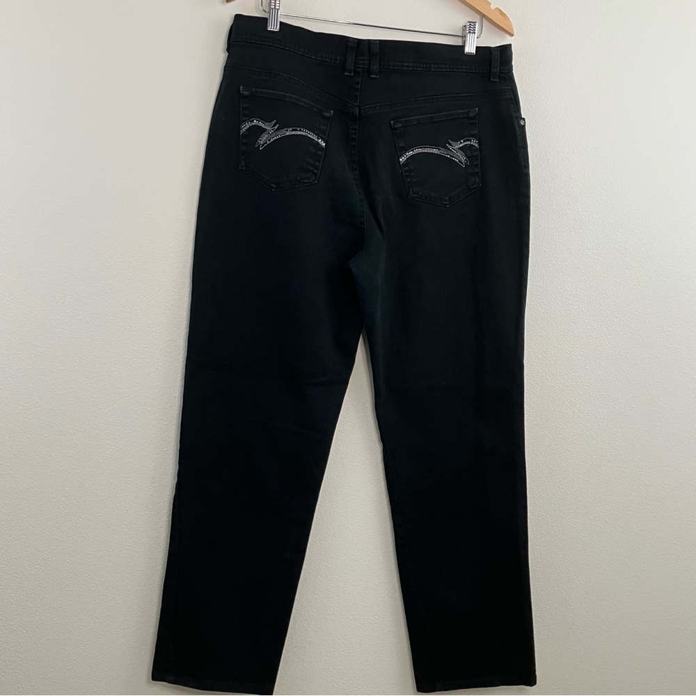 Gloria Vanderbilt | Amanda’s Black Straight Leg Jeans Timeless Design